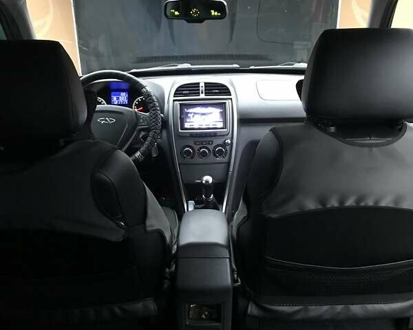 Чорний Чері Тігго, об'ємом двигуна 1.85 л та пробігом 121 тис. км за 6900 $, фото 4 на Automoto.ua