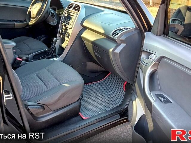Черный Чери Тигго, объемом двигателя 1.8 л и пробегом 178 тыс. км за 5600 $, фото 11 на Automoto.ua