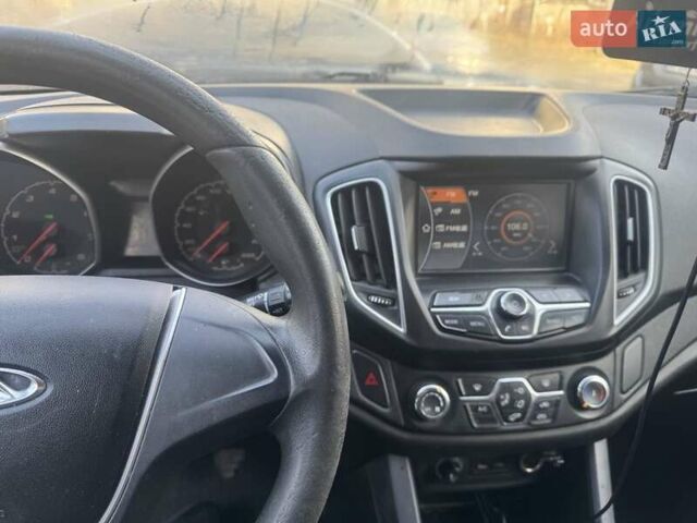 Черный Чери Тигго, объемом двигателя 1.97 л и пробегом 131 тыс. км за 7800 $, фото 4 на Automoto.ua