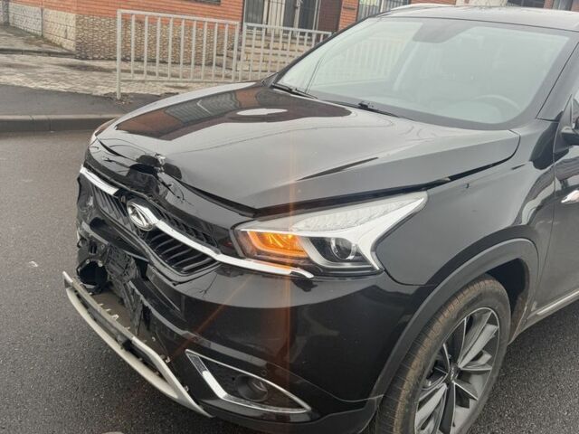 Черный Чери Тигго, объемом двигателя 0 л и пробегом 97 тыс. км за 9000 $, фото 4 на Automoto.ua