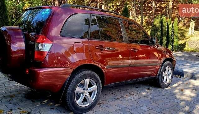 Червоний Чері Тігго, об'ємом двигуна 2 л та пробігом 210 тис. км за 4300 $, фото 4 на Automoto.ua