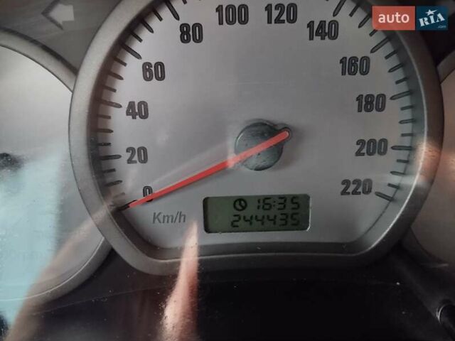 Чері Тігго 2007 у Дніпро (Дніпропетровську) на Automoto.ua Червоний Чері Тігго, об'ємом двигуна 2 л та пробігом 244 тис. км за 3700 $, фото 11 на Automoto.ua