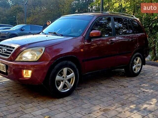 Червоний Чері Тігго, об'ємом двигуна 2 л та пробігом 210 тис. км за 4300 $, фото 8 на Automoto.ua