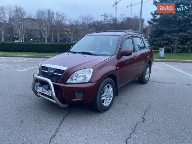 Красный Чери Тигго, объемом двигателя 2 л и пробегом 181 тыс. км за 3250 $, фото 1 на Automoto.ua