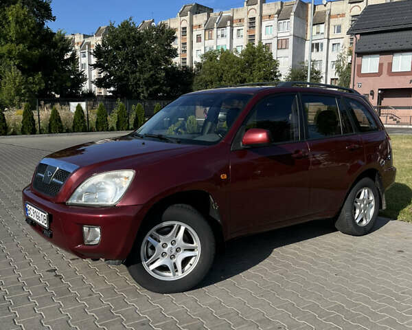 Красный Чери Тигго, объемом двигателя 2 л и пробегом 100 тыс. км за 4499 $, фото 1 на Automoto.ua