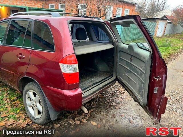 Червоний Чері Тігго, об'ємом двигуна 2 л та пробігом 200 тис. км за 3800 $, фото 4 на Automoto.ua