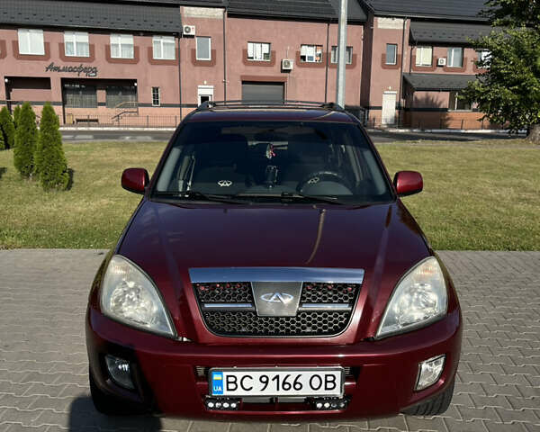 Красный Чери Тигго, объемом двигателя 2 л и пробегом 100 тыс. км за 4499 $, фото 2 на Automoto.ua