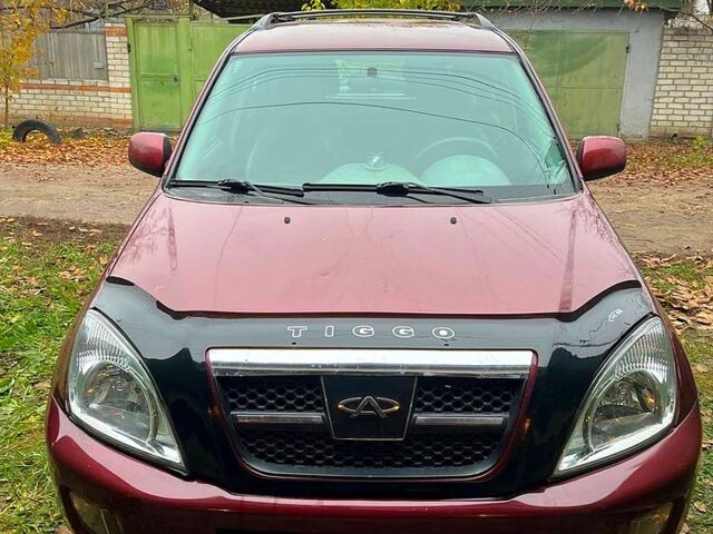 Червоний Чері Тігго, об'ємом двигуна 2 л та пробігом 200 тис. км за 3800 $, фото 1 на Automoto.ua