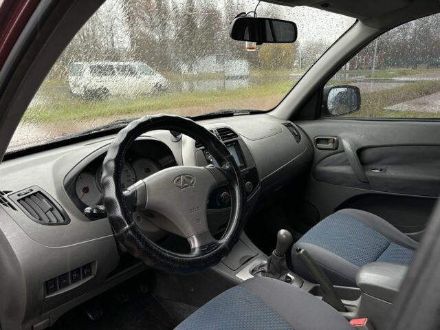 Красный Чери Тигго, объемом двигателя 2 л и пробегом 187 тыс. км за 2499 $, фото 10 на Automoto.ua