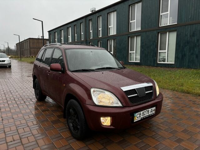 Красный Чери Тигго, объемом двигателя 2 л и пробегом 187 тыс. км за 2499 $, фото 2 на Automoto.ua