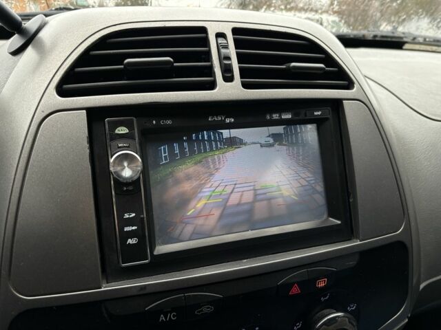 Красный Чери Тигго, объемом двигателя 2 л и пробегом 187 тыс. км за 2499 $, фото 15 на Automoto.ua