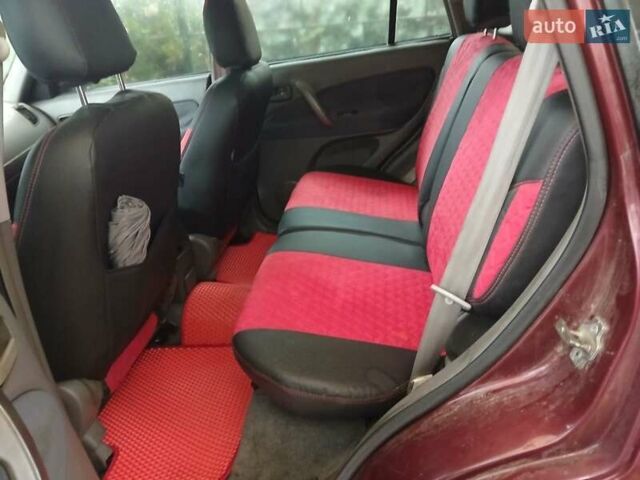 Червоний Чері Тігго, об'ємом двигуна 2 л та пробігом 132 тис. км за 3700 $, фото 5 на Automoto.ua