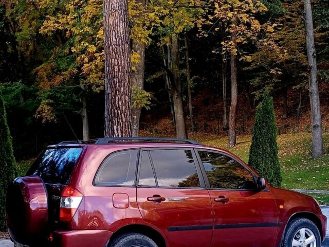 Червоний Чері Тігго, об'ємом двигуна 2 л та пробігом 210 тис. км за 4300 $, фото 5 на Automoto.ua