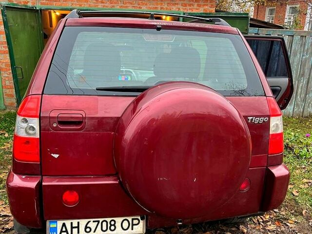Червоний Чері Тігго, об'ємом двигуна 2 л та пробігом 200 тис. км за 3800 $, фото 6 на Automoto.ua