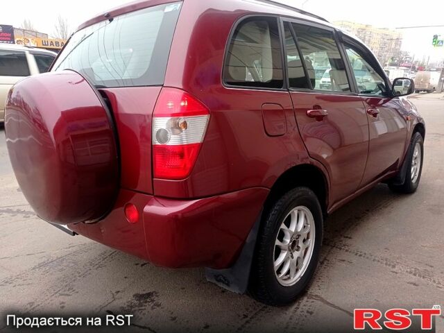 Красный Чери Тигго, объемом двигателя 2.4 л и пробегом 154 тыс. км за 4800 $, фото 6 на Automoto.ua