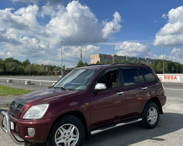 Красный Чери Тигго, объемом двигателя 2 л и пробегом 279 тыс. км за 4000 $, фото 6 на Automoto.ua