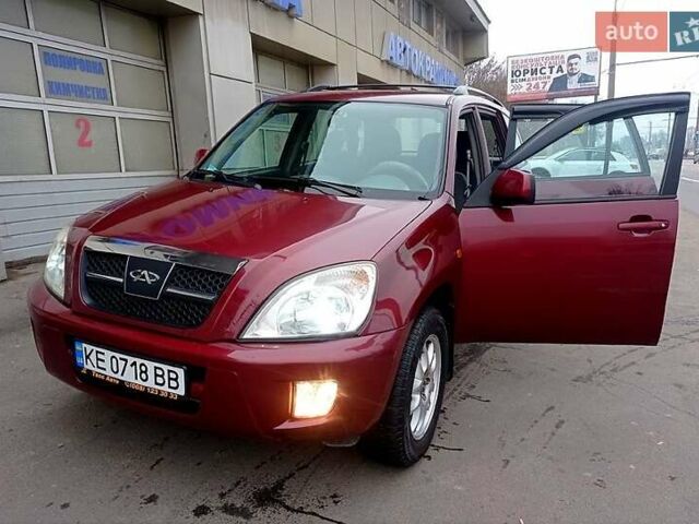 Красный Чери Тигго, объемом двигателя 2.4 л и пробегом 154 тыс. км за 4800 $, фото 11 на Automoto.ua