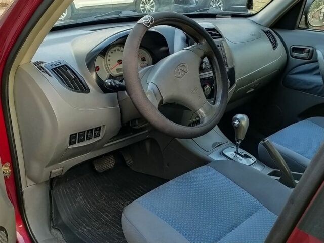 Красный Чери Тигго, объемом двигателя 2.4 л и пробегом 104 тыс. км за 3950 $, фото 9 на Automoto.ua