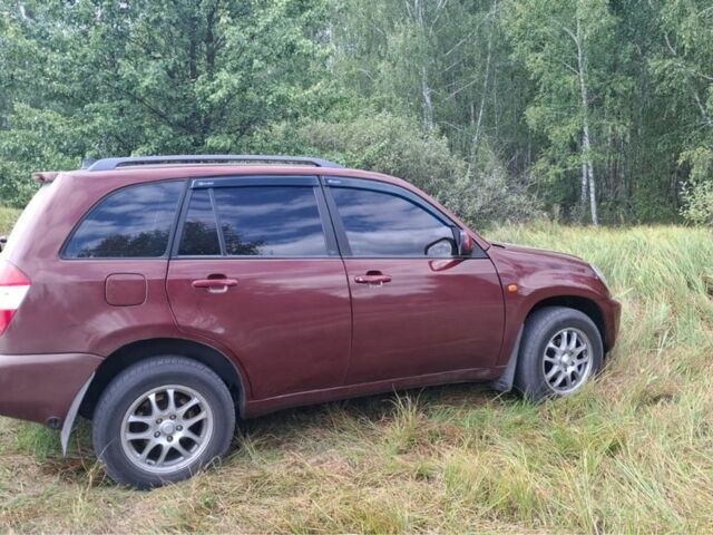 Червоний Чері Тігго, об'ємом двигуна 2.4 л та пробігом 161 тис. км за 4400 $, фото 3 на Automoto.ua