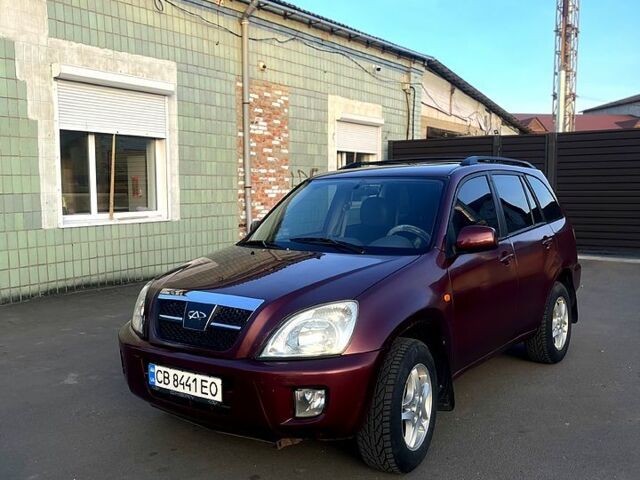 Красный Чери Тигго, объемом двигателя 2 л и пробегом 172 тыс. км за 3500 $, фото 1 на Automoto.ua