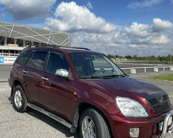 Красный Чери Тигго, объемом двигателя 2 л и пробегом 279 тыс. км за 4000 $, фото 4 на Automoto.ua