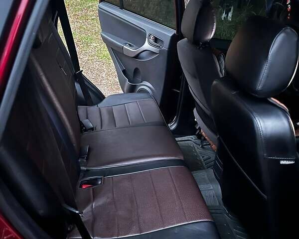 Красный Чери Тигго, объемом двигателя 1.85 л и пробегом 144 тыс. км за 5800 $, фото 1 на Automoto.ua