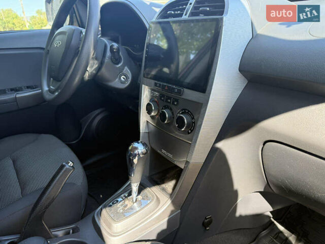 Червоний Чері Тігго, об'ємом двигуна 1.85 л та пробігом 92 тис. км за 5600 $, фото 8 на Automoto.ua