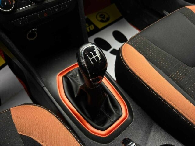 Красный Чери Тигго, объемом двигателя 1.5 л и пробегом 92 тыс. км за 8500 $, фото 18 на Automoto.ua