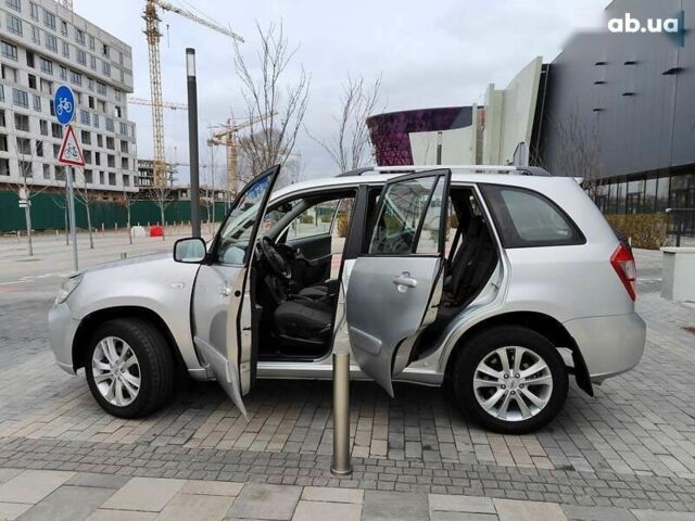 Чери Тигго, объемом двигателя 1.8 л и пробегом 171 тыс. км за 4490 $, фото 9 на Automoto.ua