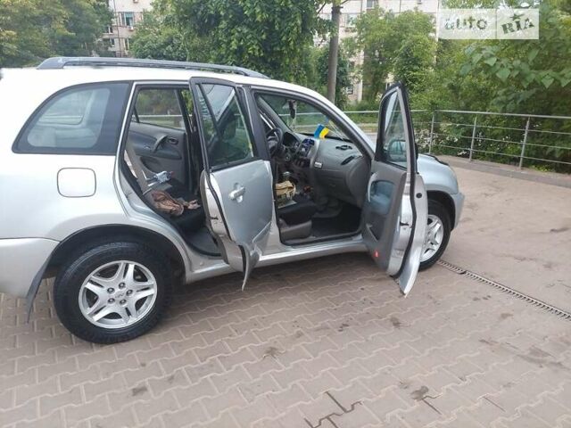 Чері Тігго, об'ємом двигуна 2.35 л та пробігом 304 тис. км за 4500 $, фото 9 на Automoto.ua