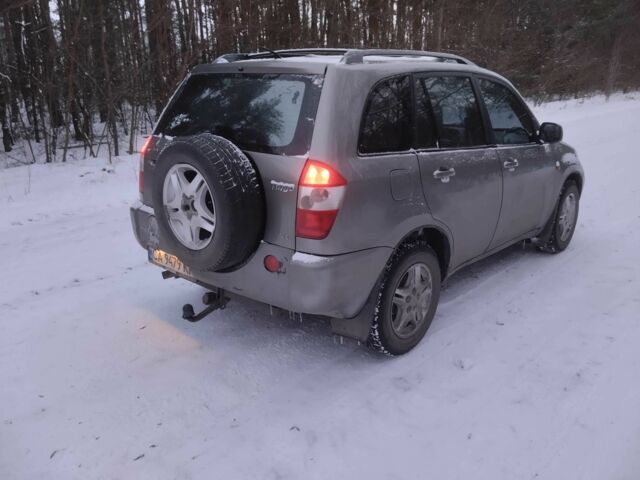 Сірий Чері Тігго, об'ємом двигуна 2 л та пробігом 142 тис. км за 3250 $, фото 3 на Automoto.ua