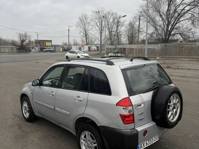 Серый Чери Тигго, объемом двигателя 2.4 л и пробегом 129 тыс. км за 2150 $, фото 3 на Automoto.ua