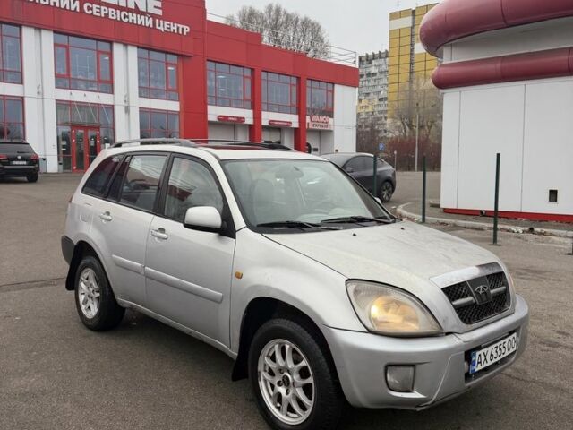 Серый Чери Тигго, объемом двигателя 2.4 л и пробегом 129 тыс. км за 2150 $, фото 6 на Automoto.ua