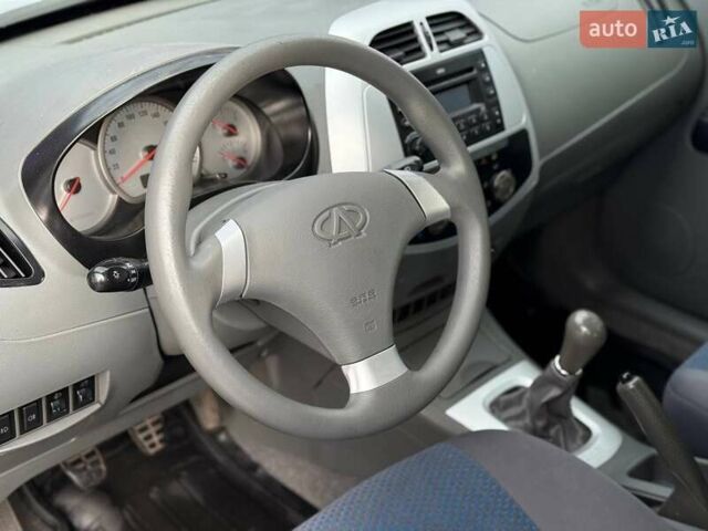 Сірий Чері Тігго, об'ємом двигуна 2 л та пробігом 85 тис. км за 4799 $, фото 6 на Automoto.ua