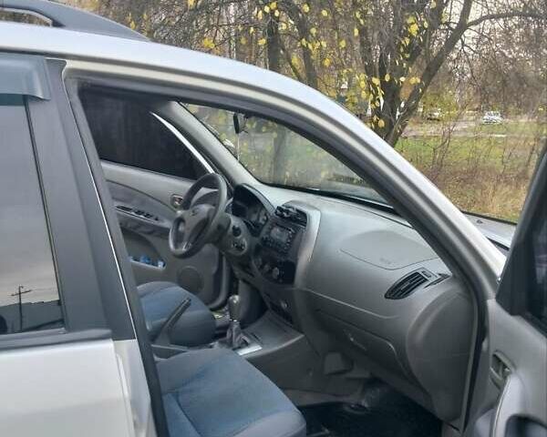 Серый Чери Тигго, объемом двигателя 2 л и пробегом 160 тыс. км за 3000 $, фото 9 на Automoto.ua