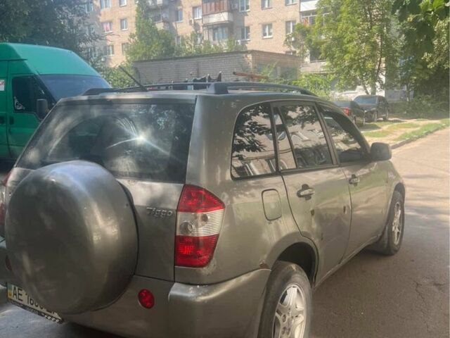 Серый Чери Тигго, объемом двигателя 2.4 л и пробегом 260 тыс. км за 2599 $, фото 3 на Automoto.ua