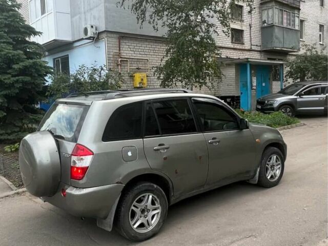 Серый Чери Тигго, объемом двигателя 2.4 л и пробегом 260 тыс. км за 2599 $, фото 1 на Automoto.ua