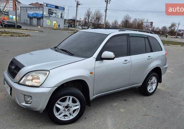 Сірий Чері Тігго, об'ємом двигуна 2 л та пробігом 196 тис. км за 2850 $, фото 5 на Automoto.ua