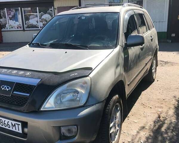 Серый Чери Тигго, объемом двигателя 2 л и пробегом 200 тыс. км за 4500 $, фото 2 на Automoto.ua