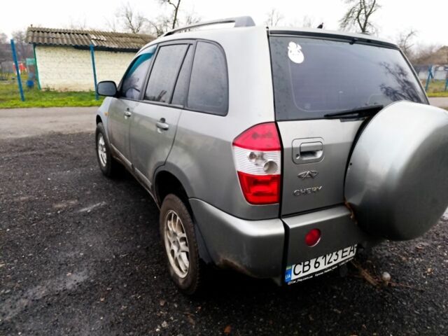 Серый Чери Тигго, объемом двигателя 2.4 л и пробегом 280 тыс. км за 3500 $, фото 7 на Automoto.ua