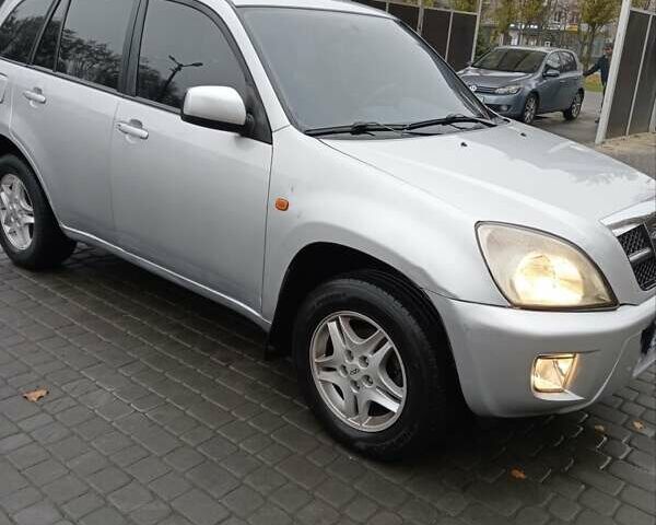 Сірий Чері Тігго, об'ємом двигуна 2 л та пробігом 108 тис. км за 4000 $, фото 5 на Automoto.ua