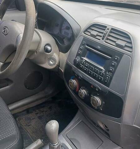 Серый Чери Тигго, объемом двигателя 2.02 л и пробегом 203 тыс. км за 3000 $, фото 2 на Automoto.ua