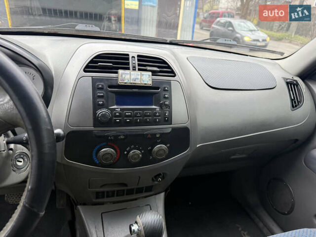 Сірий Чері Тігго, об'ємом двигуна 2.4 л та пробігом 74 тис. км за 3000 $, фото 13 на Automoto.ua