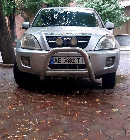 Сірий Чері Тігго, об'ємом двигуна 2 л та пробігом 210 тис. км за 3300 $, фото 3 на Automoto.ua