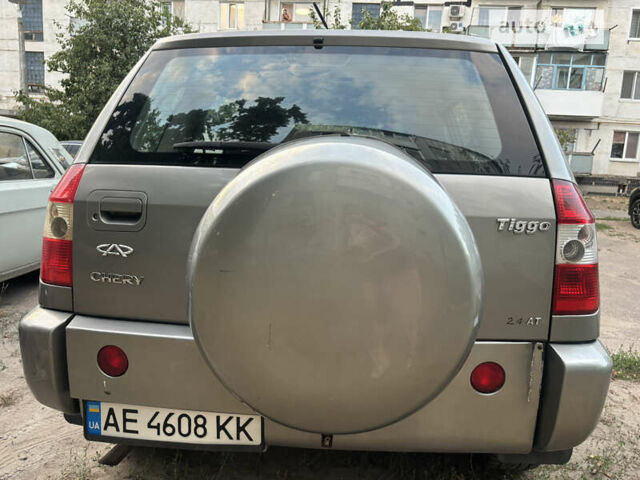 Серый Чери Тигго, объемом двигателя 2.4 л и пробегом 188 тыс. км за 3900 $, фото 5 на Automoto.ua