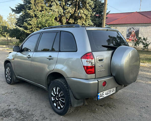 Сірий Чері Тігго, об'ємом двигуна 2.4 л та пробігом 206 тис. км за 4200 $, фото 2 на Automoto.ua