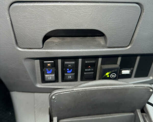 Серый Чери Тигго, объемом двигателя 2 л и пробегом 218 тыс. км за 2800 $, фото 16 на Automoto.ua