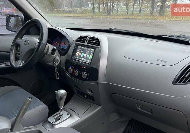 Серый Чери Тигго, объемом двигателя 2.35 л и пробегом 189 тыс. км за 4300 $, фото 11 на Automoto.ua