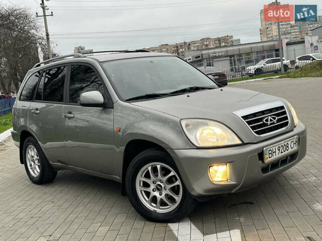 Серый Чери Тигго, объемом двигателя 2.4 л и пробегом 70 тыс. км за 4999 $, фото 4 на Automoto.ua