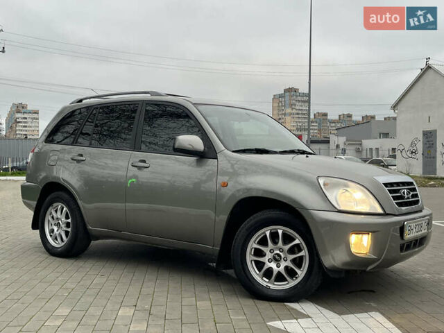 Серый Чери Тигго, объемом двигателя 2.4 л и пробегом 70 тыс. км за 4999 $, фото 6 на Automoto.ua